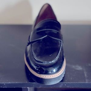 Women’s size 7 patent leather penny loafers by Franco Sarto